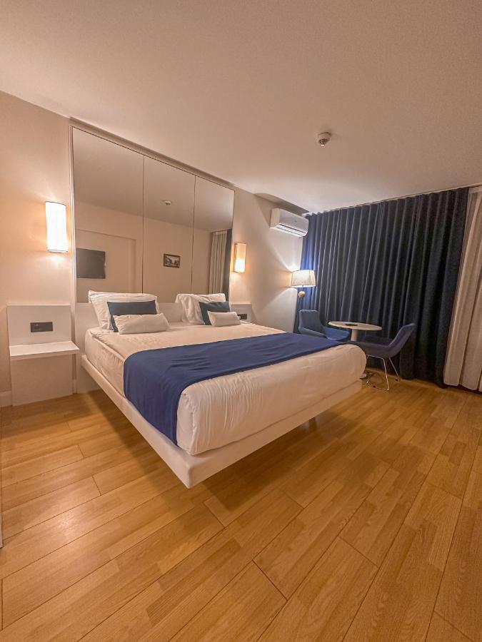 Batumi Floor40 Ξενοδοχείο Εξωτερικό φωτογραφία