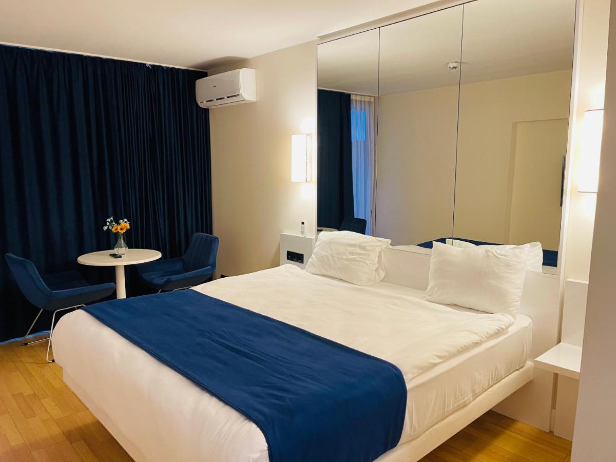 Batumi Floor40 Ξενοδοχείο Εξωτερικό φωτογραφία