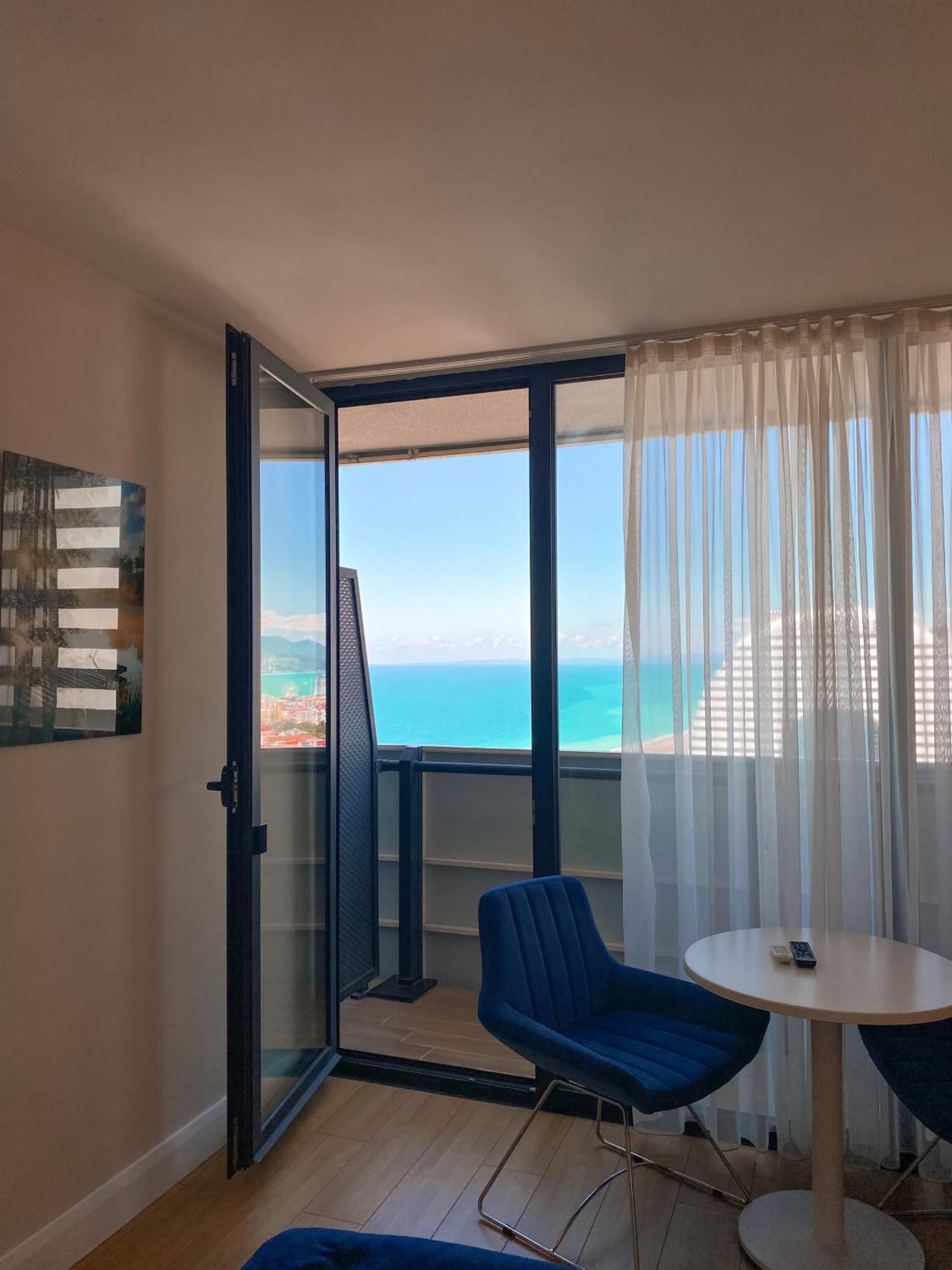 Batumi Floor40 Ξενοδοχείο Εξωτερικό φωτογραφία